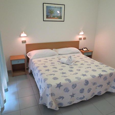 Hotel Gemini ริมินี ภายนอก รูปภาพ