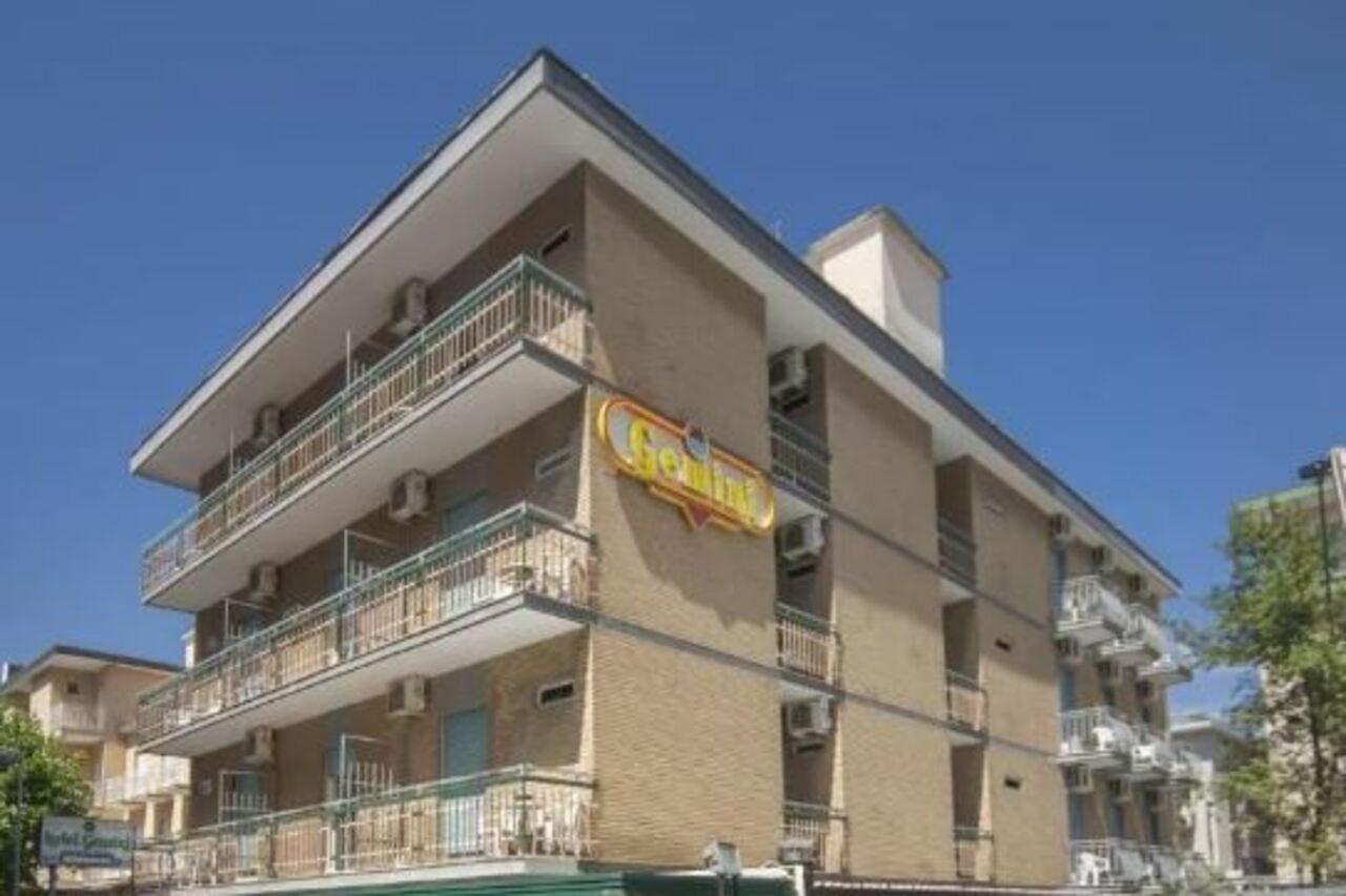 Hotel Gemini ริมินี ภายนอก รูปภาพ