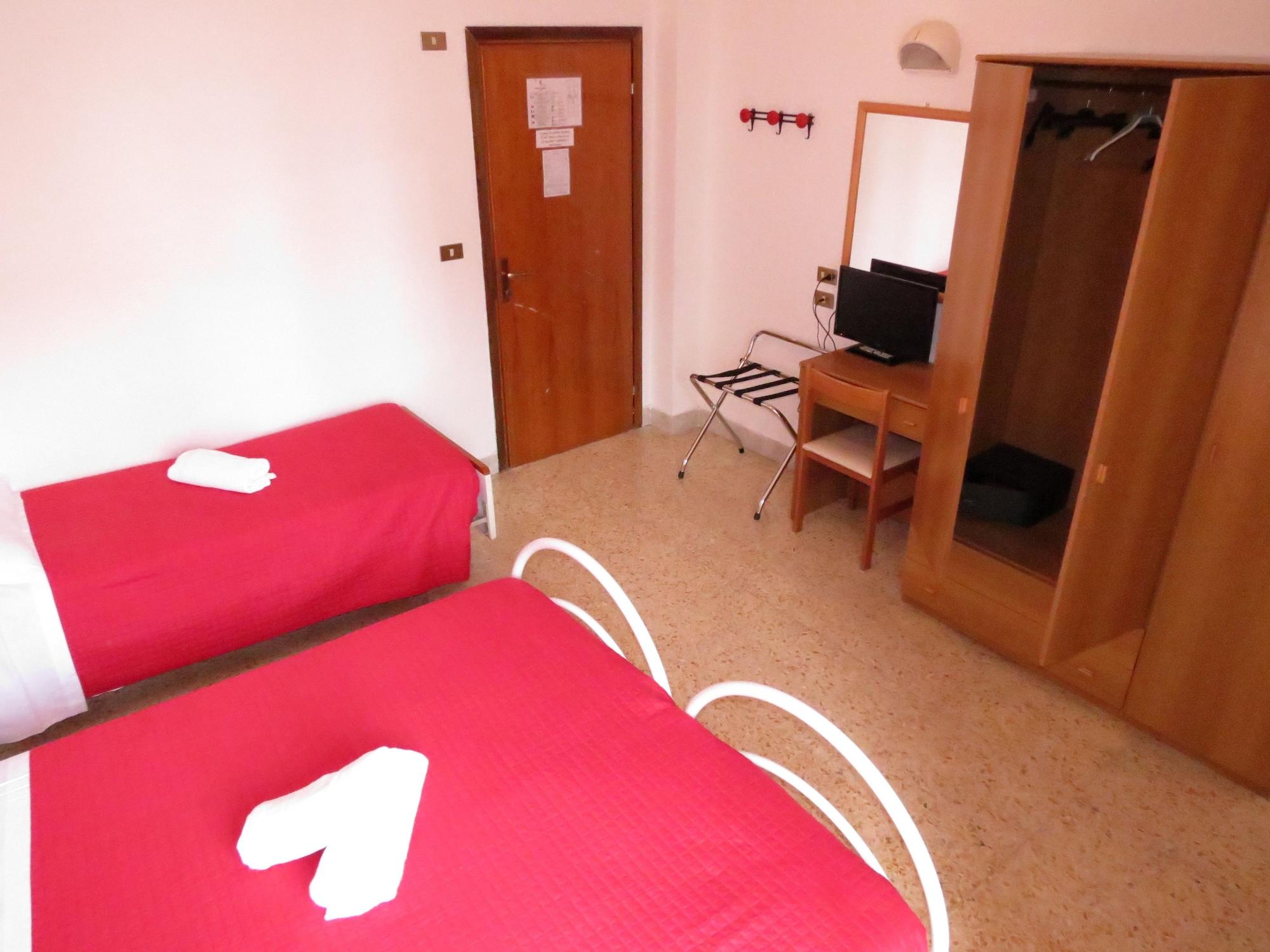 Hotel Gemini ริมินี ภายนอก รูปภาพ